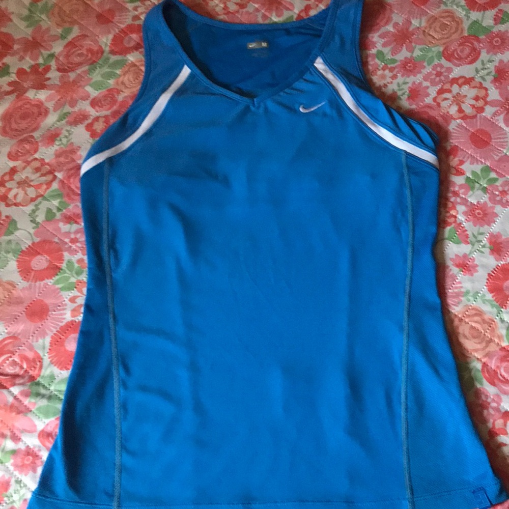 Nike workout shirt!!